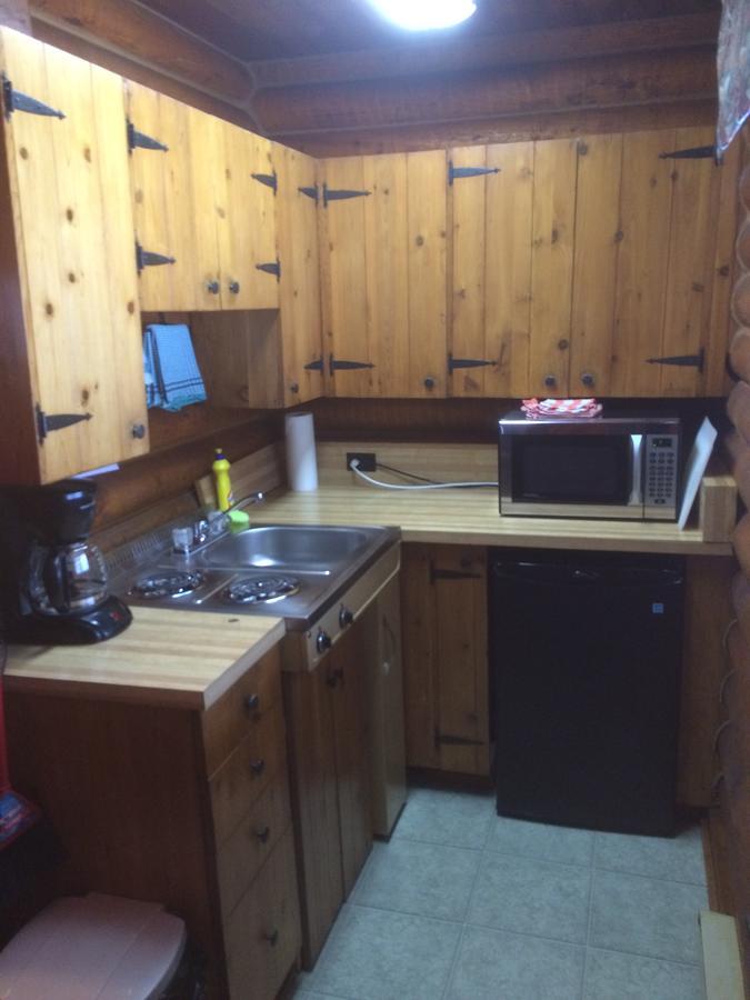 Bakers Narrows Lodge And Conference Center Flin Flon Εξωτερικό φωτογραφία